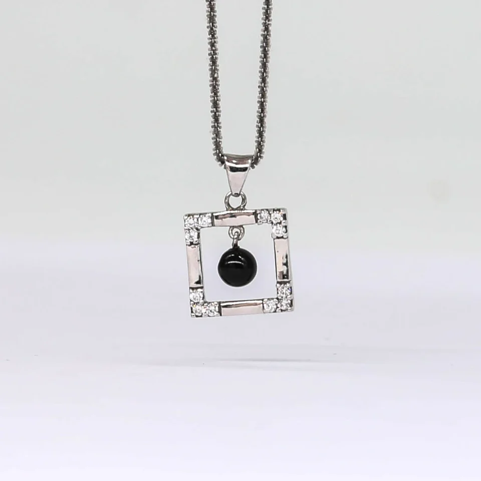 pendant-CT8A6375.webp